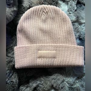 🎄3/$20‼️PINK Victorias Secret ⭐️Pink Beanie, One Size ⭐️